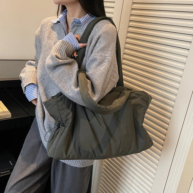 Fashion Winter Women Shoulder Bag Large Simple Shopping Commuting Bag Simple and Practical Textured Casual Versatile Tote Bag
