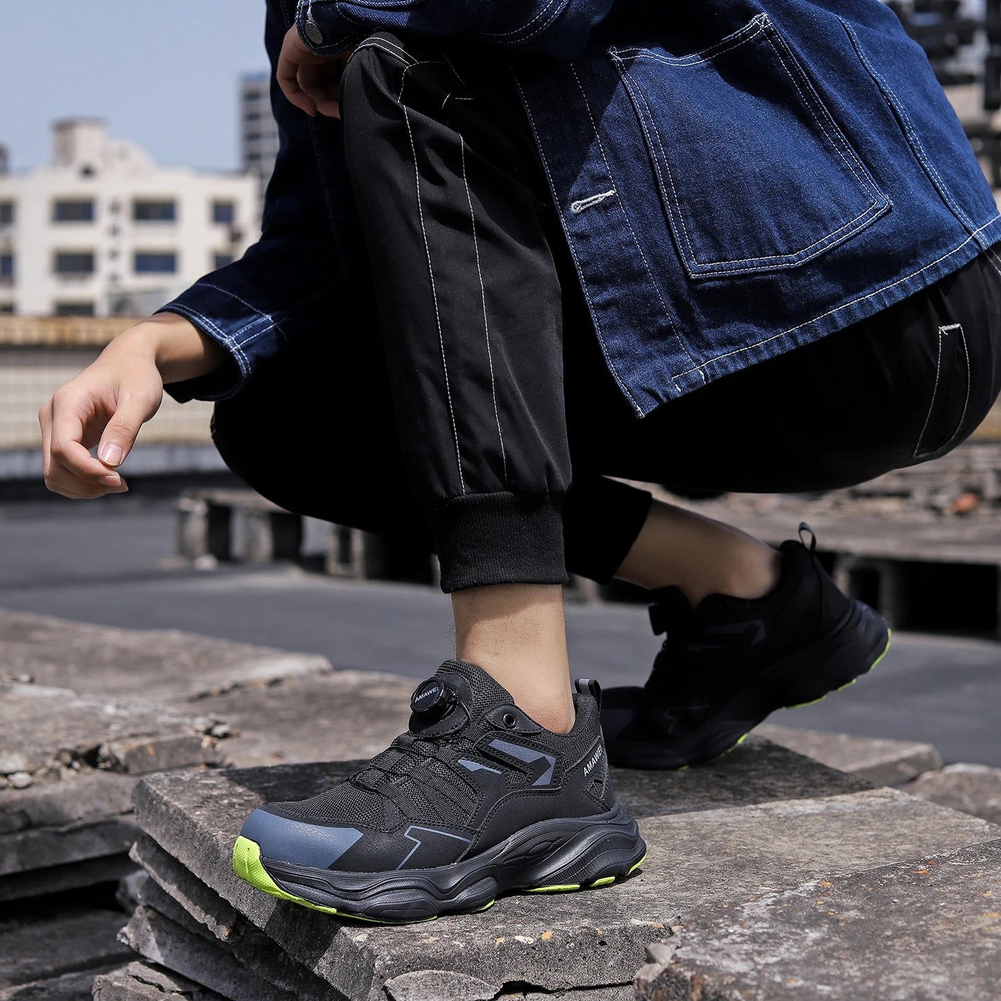 Mens Steel Toe Safety Shoes with Anti-Smash Industrial Shoes Non-Slip Hiking Boots Breathable Mesh for Construction/Warehouse