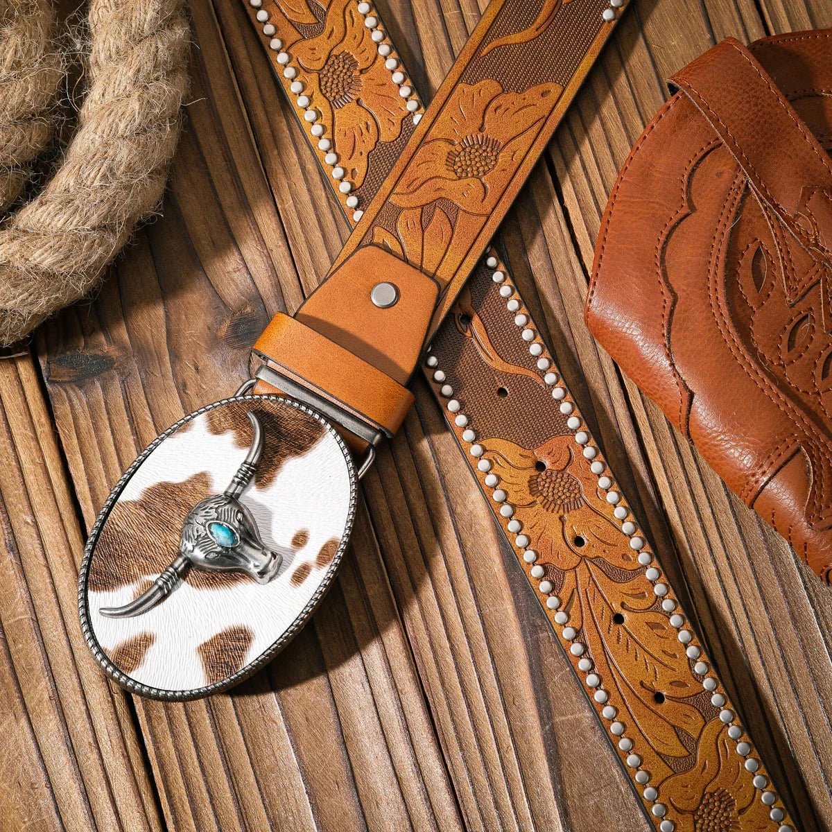 A Casual and Retro Belt, a Waist Accessory for Western-Style Clothing, Metal Buckle, PU Belt, Suitable for Both Men and Women