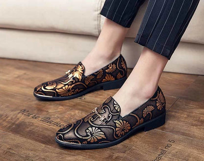 With Tassels Loafers Office Leather Shoes for Men Platform Thick Sole Pointed Toe Man Casual Shoe High Quality Fashion Elegant