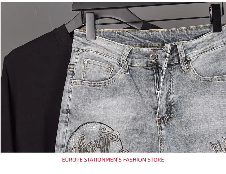 New Slim Fit Casual Jeans with Heavy Duty Ironing Drills Prints Branded Korean Style Clothes for Men Streetwear Washed Jeans
