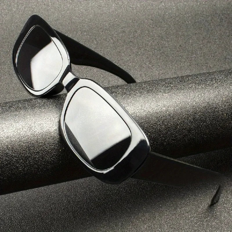 20Pcs Classic Fashion Black Set Sunglasses Woman Luxury Brand Small Rectangular Sun Glasses Suitable for Holiday Gifts