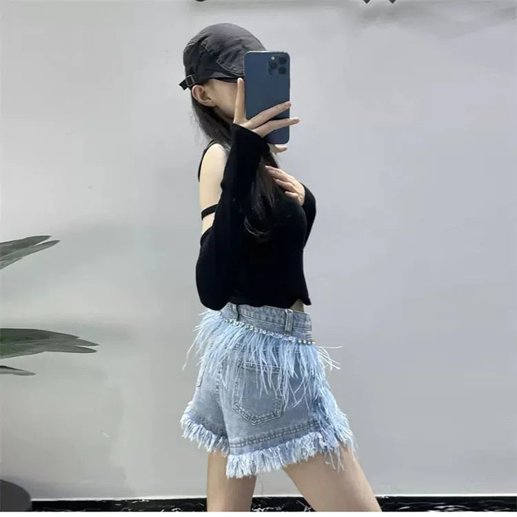 Summer Street Hot Girls Short Jeans Female Chic Feather Diamond Denim Shorts Women Retro Washed Hot Pants Sexy Night Club Shorts
