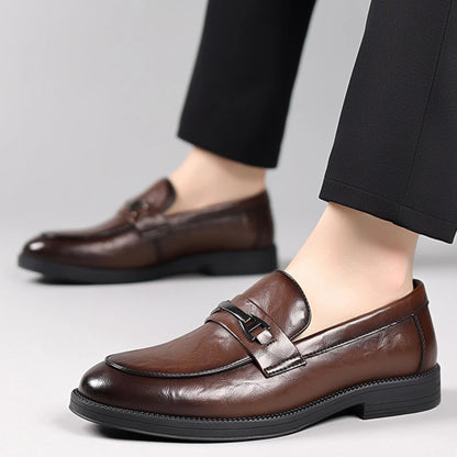 Men's Casual Leather Shoes 2026 New Spring Season Loafers for Men with Slip-On Flats British Style Men Walking Shoes Moccasins