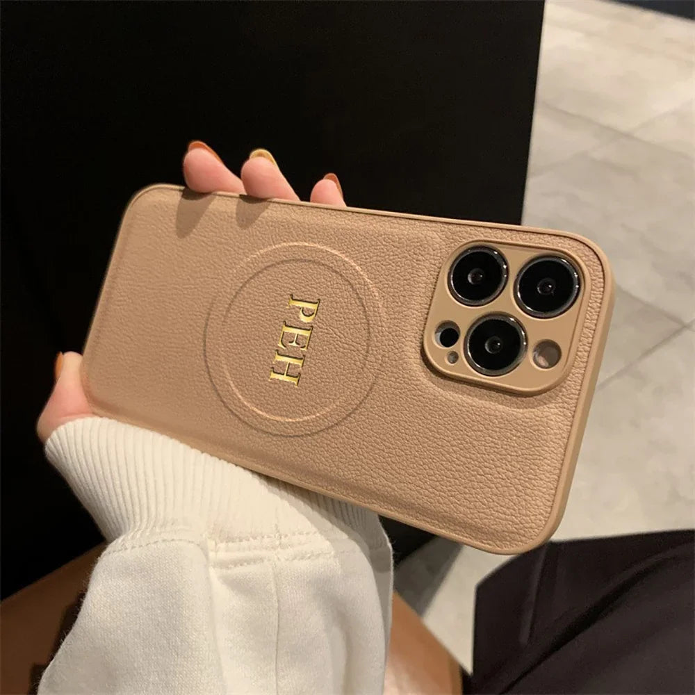 جراب مخصص لهاتف iPhone17 Pro Max 16 15 14 13 12، أحرف أولى مخصصة، شحن لاسلكي MagSafe، غطاء جلدي