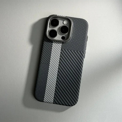 حافظة لهاتف آيفون 17 16 15 14 برو ماكس من ألياف الكربون بتصميم هندسي تجريدي، غطاء MagSafe، شحن مغناطيسي، واقي كاميرا Funda