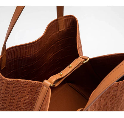 High Quality Craft Large Capacity Handbag Ladies Shoulder Bag Fashion Classic New Pure Color Outer Pocket Ladies Handbag