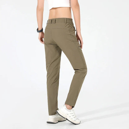Women's Summer Hiking Pants Quick-Dry Waterproof Cargo Pants Outdoor Stretch Mountain Trousers For Camping Climbing