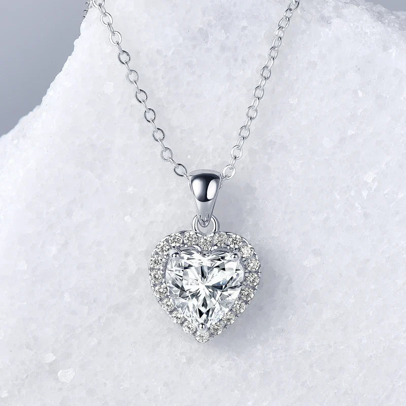 2ct D Color Moissanite Love Heart Pendant Necklaces 925 Sterling Silver Necklace Chains for Women Wedding Jewelry Gift