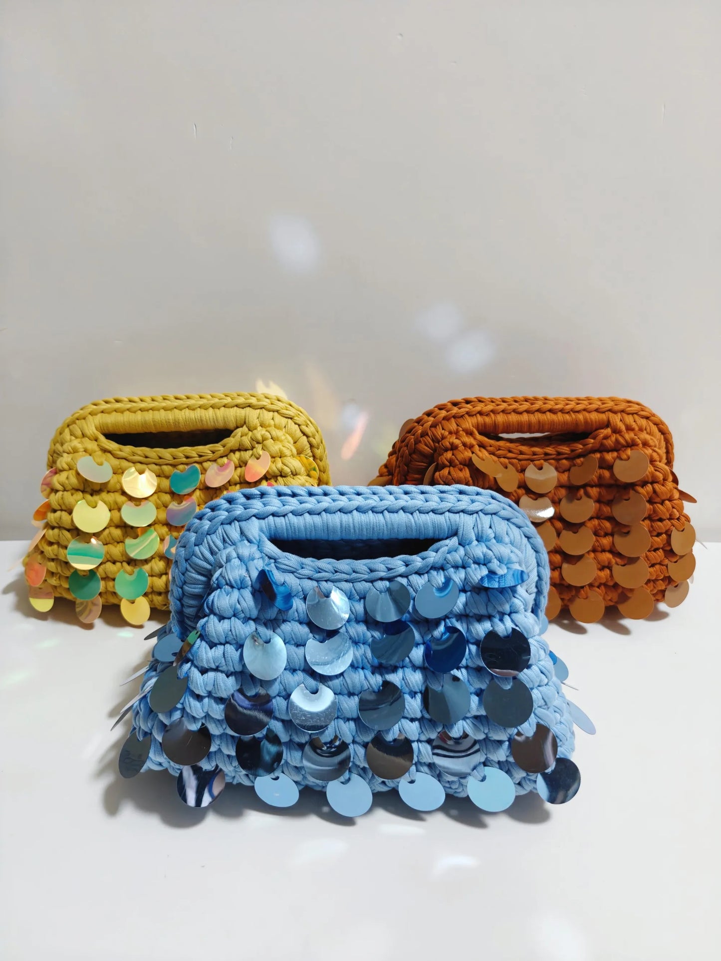 Yingzi Small Sequin Crochet Cluth Bag with Shine Paillettes Handmade Evening Bag Makeup Bag