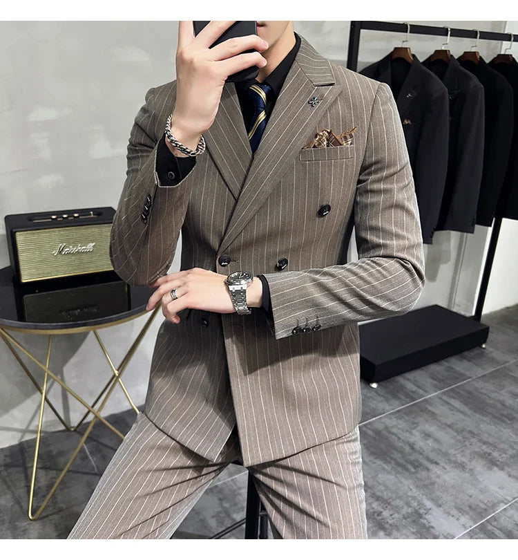 2025 High-quality Korean Version Slim-fit Business (Suit + Vest + Trousers) Striped Double-breasted Suit Three-piece Set