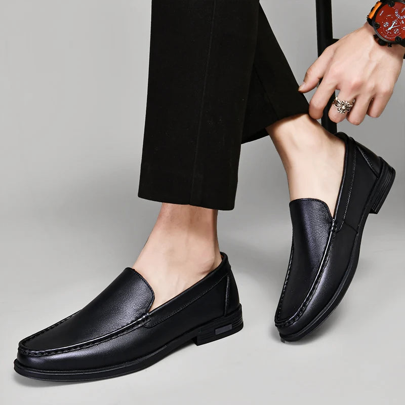 Male Comfy Walking Shoe Genuine Leather Slip on Mens Loafers New Trend Casual Shoes Men Designer Moccasins Hot Sale Drive Shoes