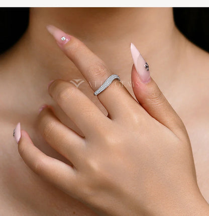 Sparkling Full D Color Moissanite Ring for Women VVS1 Lab Diamond Wavy Band S925 Sterling Silver Stackable Wedding Gift