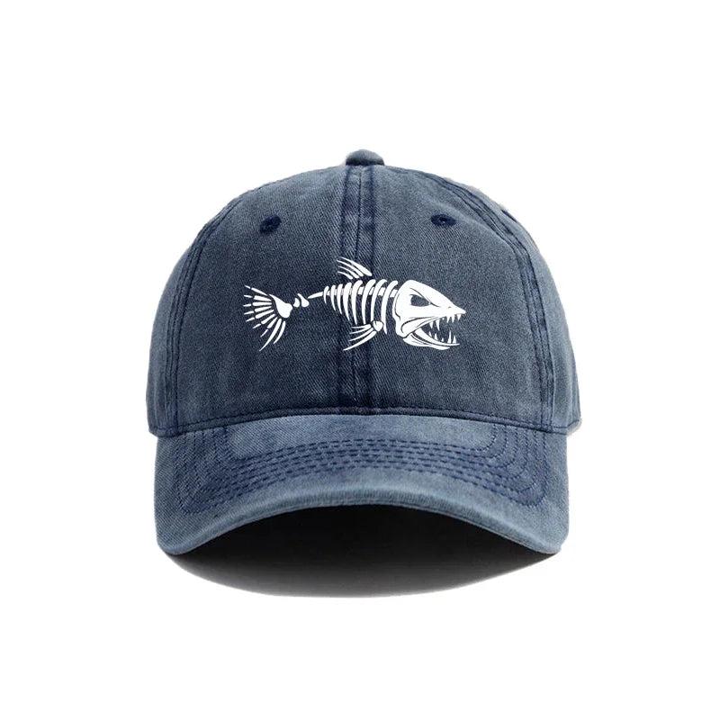 White fishbone printed baseball cap, vintage style, fashionable and versatile for both men and women