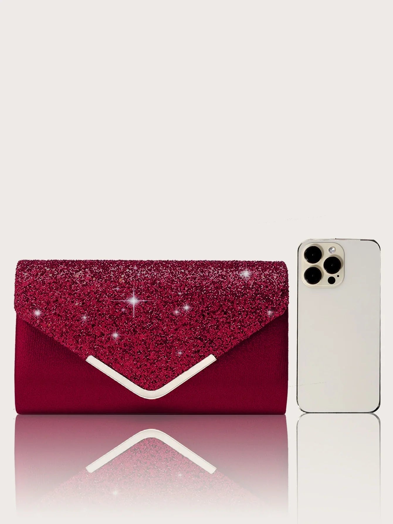 Gorgeous and elegant sparkly women's clutch bag, paired with a gorgeous rhinestone necklace, earrings and bracelet set of four.