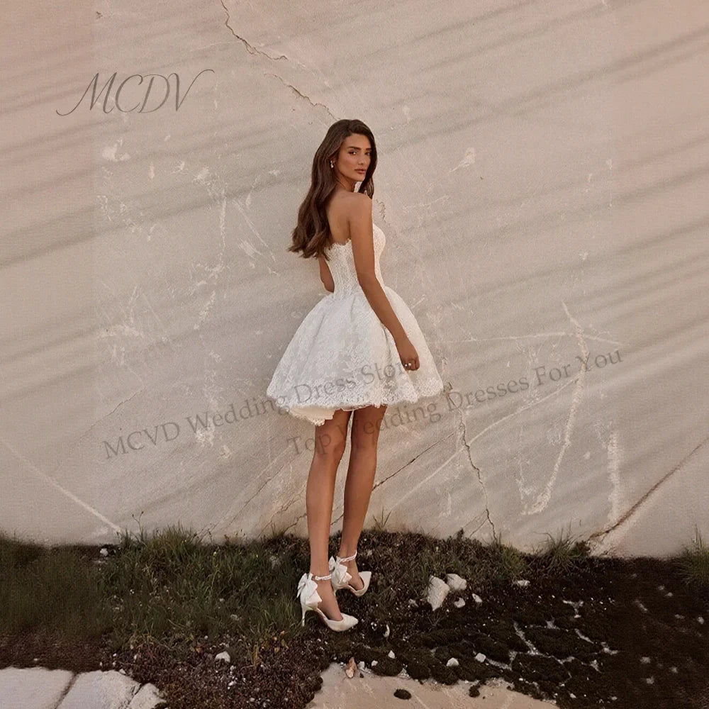 Short Wedding Dress Ivory Lace Applique Mini Bridal Gown A Line Robe De Mariee Beach Elopement Party Bride Dresses Customized
