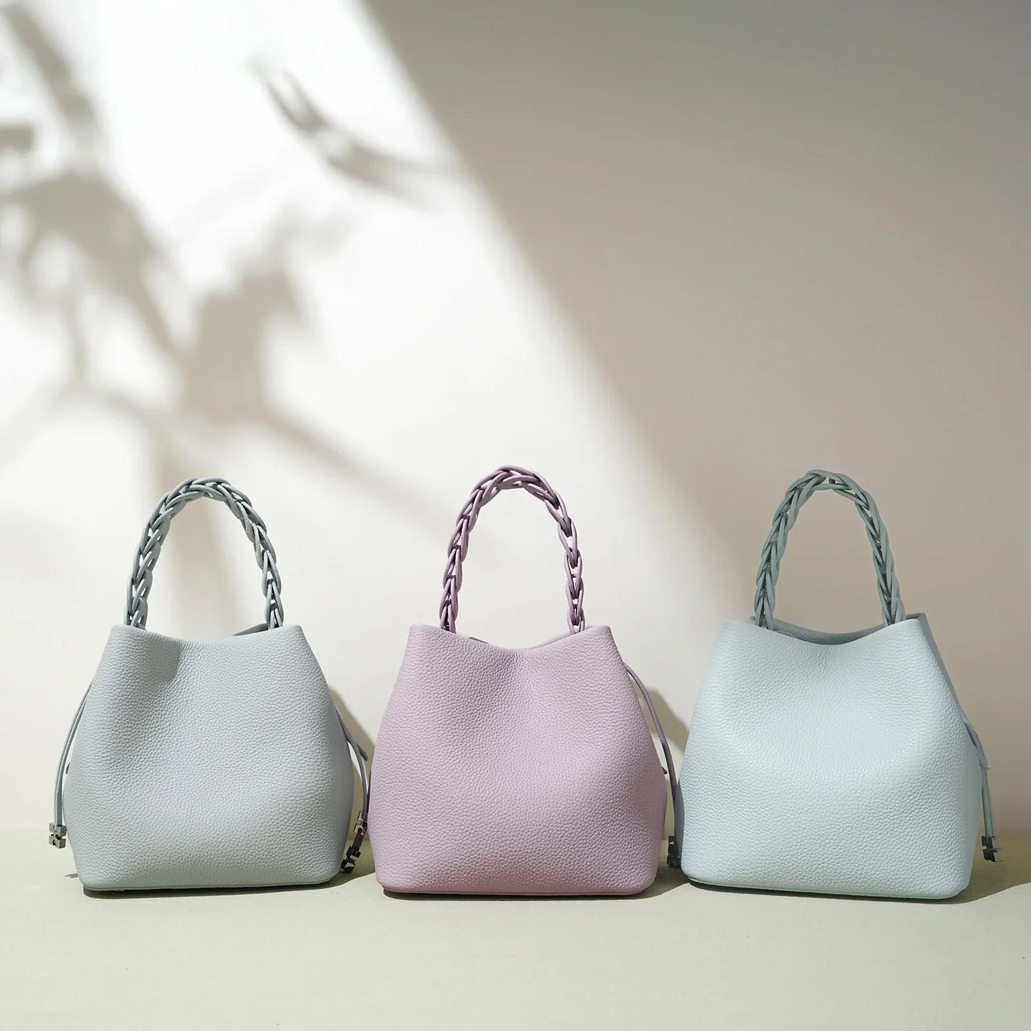 2026 New Genuine Leather Bucket Bag Summer Crossbody Shoulder Women's Tote Versatile Hobo  Handbag Spacious Casual Fashion