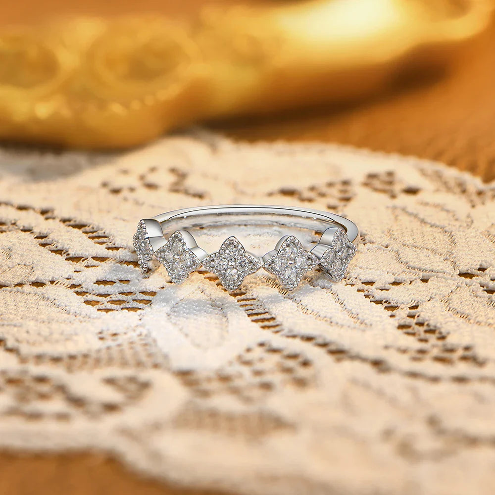 Bagues en Moissanite Synthétique Ronde D VVS1 ATTAGEMS Bagues de Mariage Classiques en Argent Sterling 925 Marques de Luxe pour Femme 2026 Haute Qualité