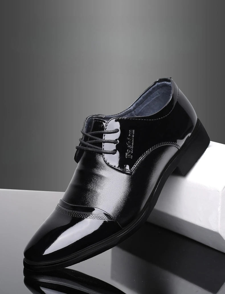 Men Dress Shoes Patent Leather Oxford Shoes Male Formal Big Size 38-48 Handsome Men Pointed Toe for Wedding