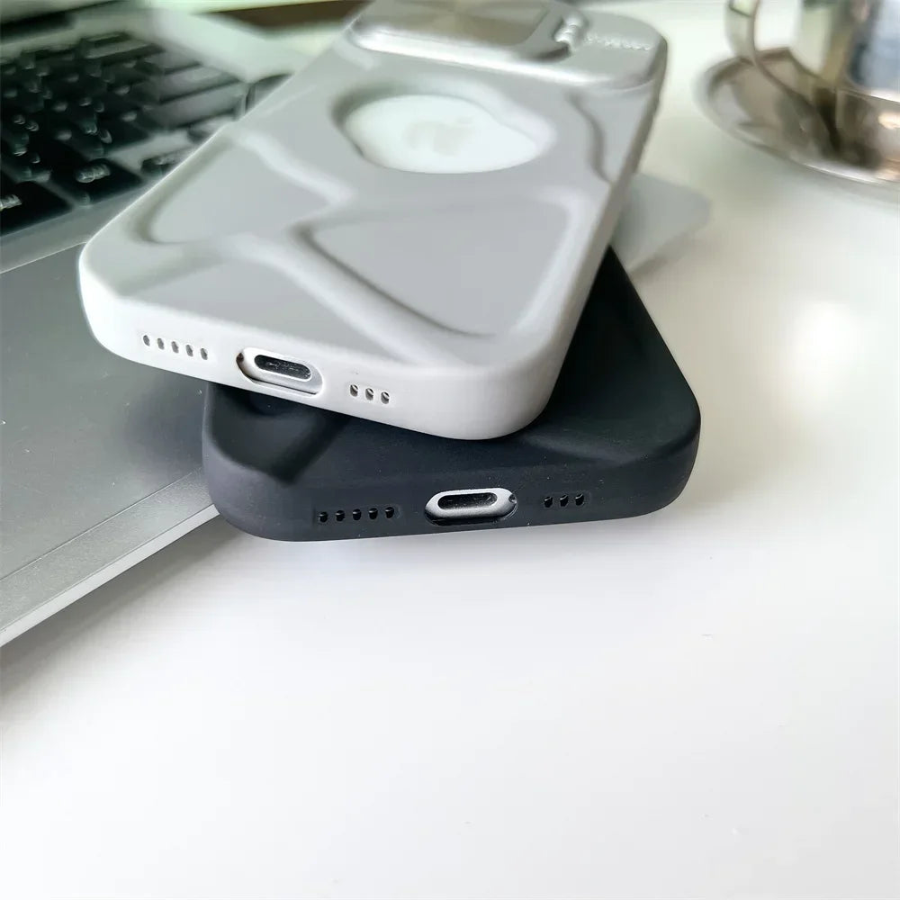 حافظة مغناطيسية بتصميم شعار أنيق لهواتف iPhone 11 12 13 14 15 16 Pro Max Plus، غطاء سيليكون ناعم واقٍ للعدسة قابل للطي مع MagSafe
