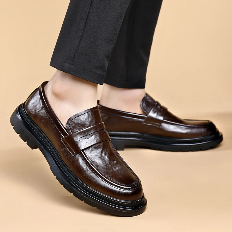 Thick Bottom Leather Shoes Handmade Loafers for Men High Quality Dress Shoes Male Social Masculino Business Botas Para Hombre