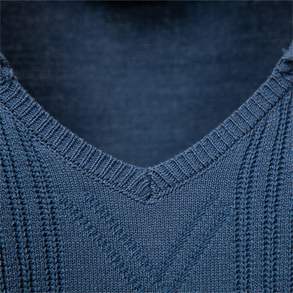 2025 Modern V-neck Polo Men Solid Color Long Sleeve Fashion Forward Cut Luxury Business Social Premium Sweaters Male