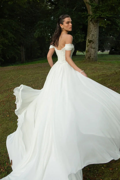 Chiffon Beach Wedding Dresses 2026 New Split Side Strapless Garden Bridal Gowns Lace Up Back Customized