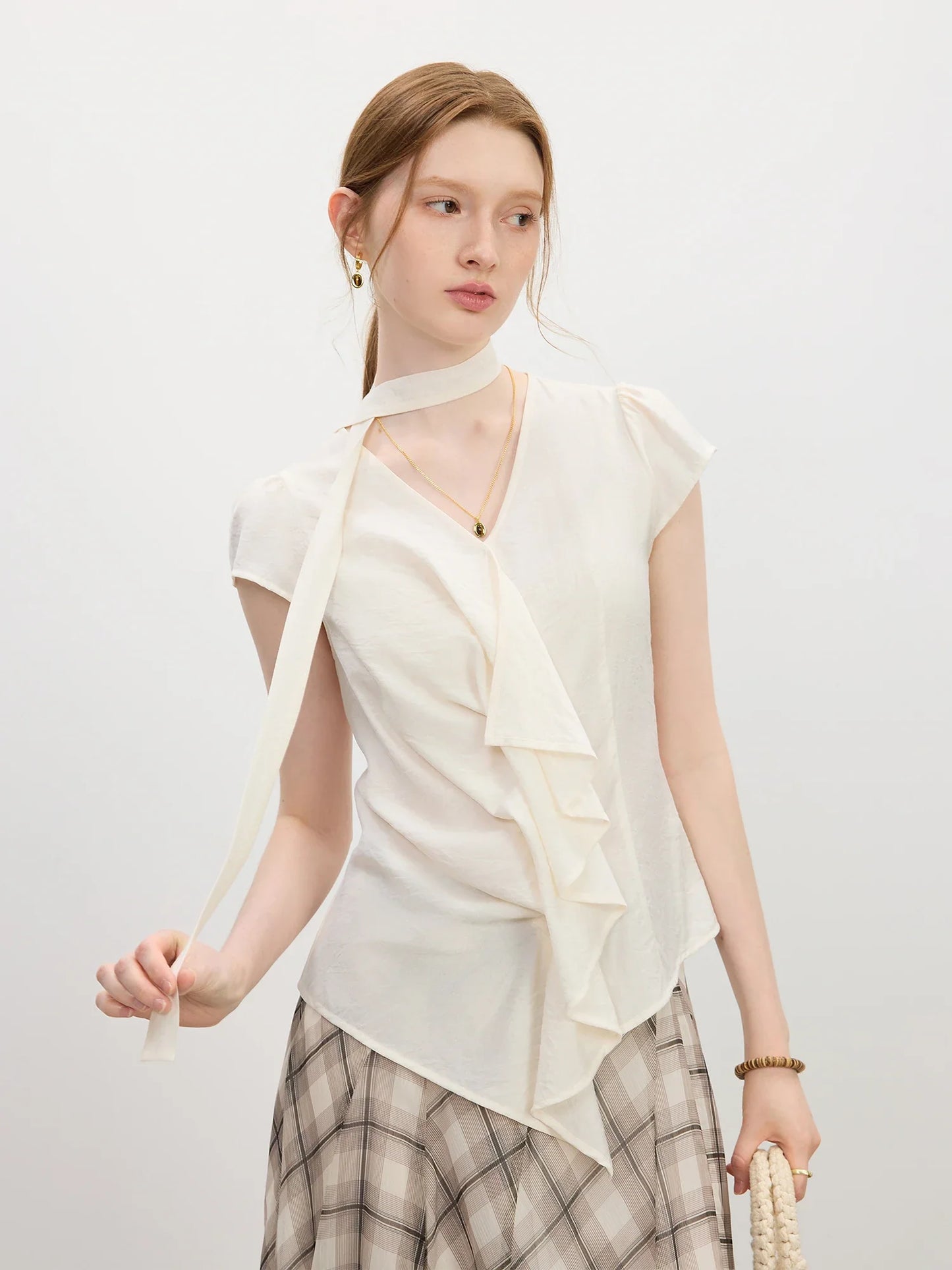 Ruffled V-neck Shirt for Women 2025 Summer New Arrival Elegant Temperament Commuting Flying Sleeve Slim Chic Top 25FS12683