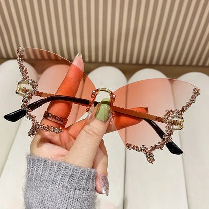 Cycling New Y2K Style Women Fashion Sunglasses Oversize Butterfly Shape Diamond Edge Design Sun Glasses Street Party Glasses