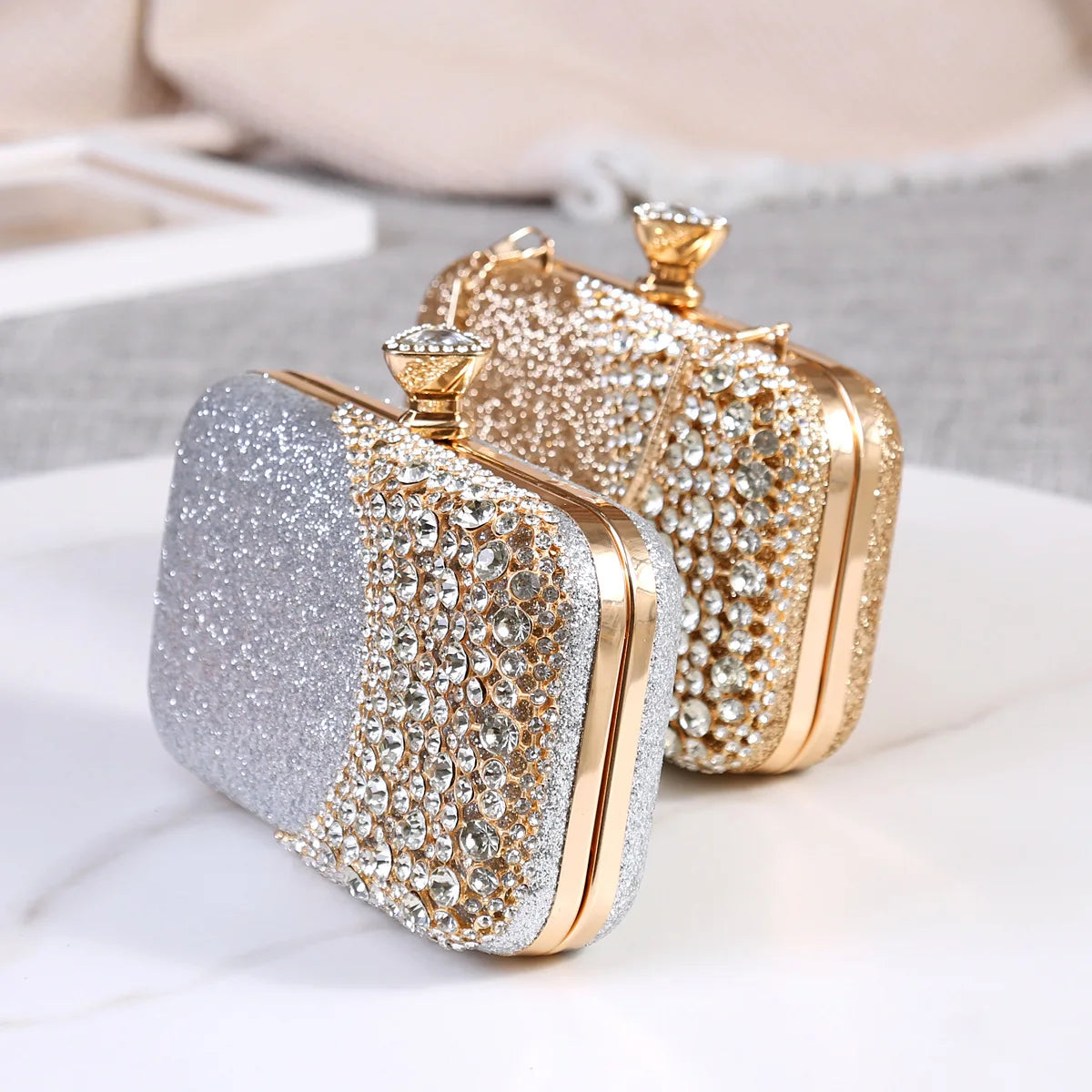 Rhinestone Women Bags Hollow Out Style Crystal Evening Bag Chain Shoulder Handbags Luxury Party Wedding Day Clutch Purse Handle