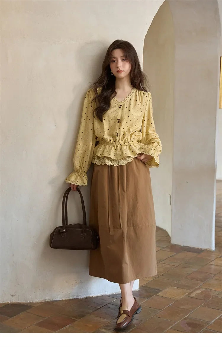 Autumn Yellow Polka Dot Linen Blouse 2025 Autumn Lace V-neck Commuter Top Flare Sleeve Elastic Waist Shirts MXE42X1975