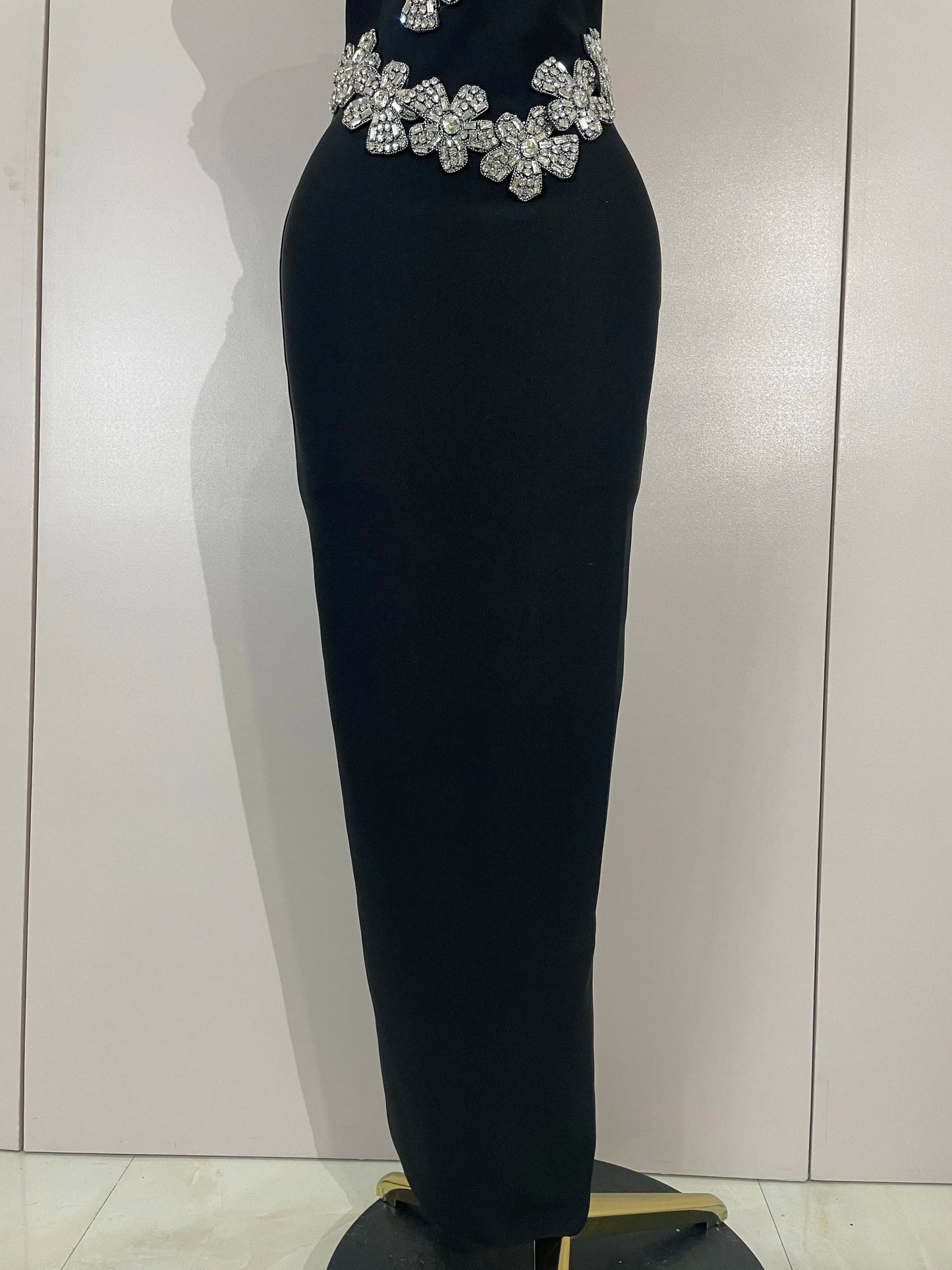 Sexy Backless Sparkly Crystal Diamonds White Bodycon Bandage Dress Women Celebrity Elegant Evening Club Party Birthday Dresses