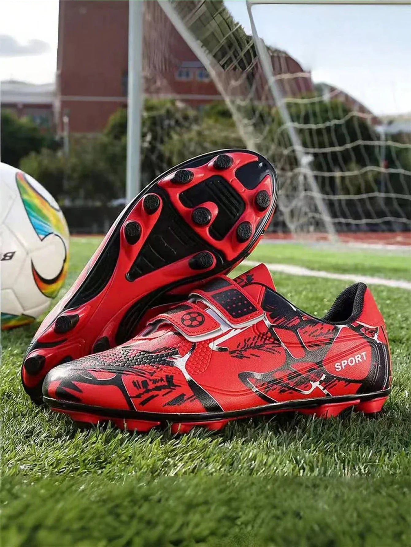 Boys' soccer shoes, low cut soccer shoes, grass anti slip training sports shoes, outdoor shoes
