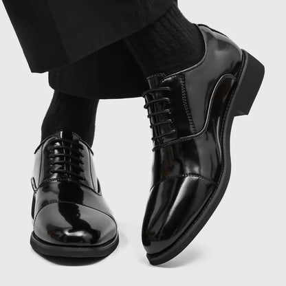 Men's Dress Shoes Size 38-46 Fashion Man Pointed Toe Oxford Shoes Lace-Up Brogue Footwear Buckle Business Wedding Shoes Sneakers