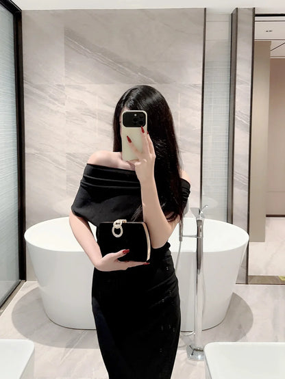 Ladies Autumn Winter Velvet Box Dinner Bag Sparkly Rhinestone Decoration Banquet Bag Clutch Evening Bag Dress Bag Prom Bag Party Bag