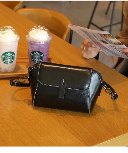 Oil Wax Cowhide Leather Cross Body Small Bag for Women Fashionable and Versatile Shoulder Shell Hand Bag Ladies Casual Phone Bag