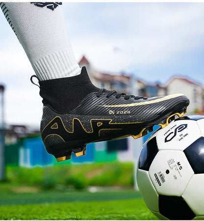 New Fashion Soccer Boots Men Professional Lightweight Sock Men's Football Shoe Outdoor Non-slip Original Football Boot Sneakers
