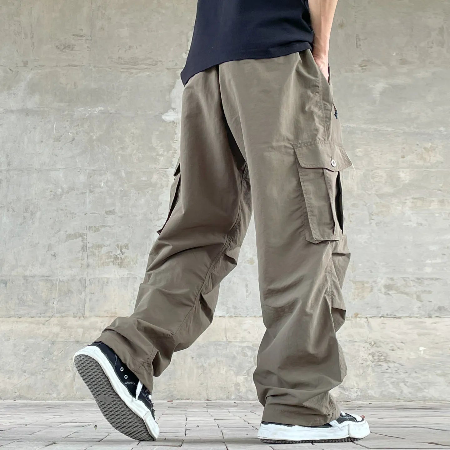 Mens Womens Spring Summer Lightweight Quick Dry Baggy Loose Paratrooper Cargo Pants Outdoor Techwear Multi Pocket Streetwear