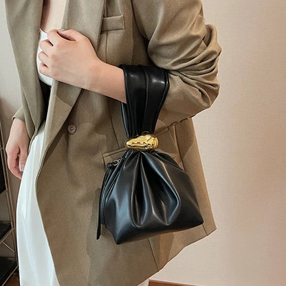 Design Mini Pu Leather Dumpling Niche Clutch Bags for Women Fashion Knotted Female Retro Shoulder Bag Wrist Handbags and Purses