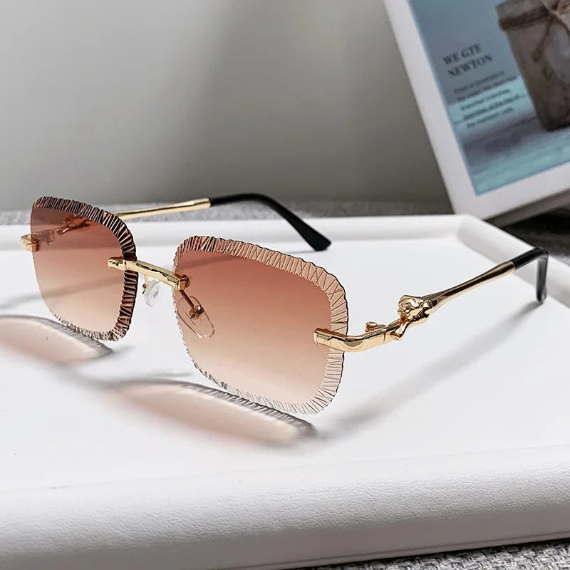 2025 European and American Fashion New Frameless Sunglasses Women Men Ins Square Eopard Head Metal Sun Glasses Ladies UV400