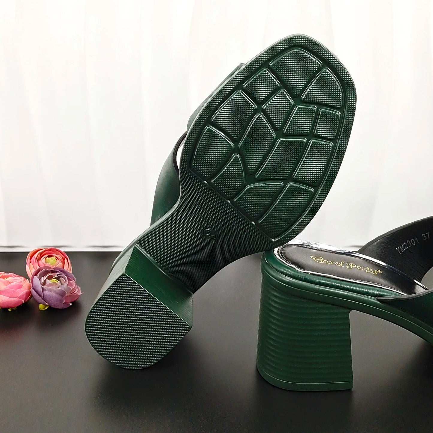 African Fashion Women's DK.Green Sandals With Square Fine Clutch Bag Italian Design Casual Style Shoes And Bag Set