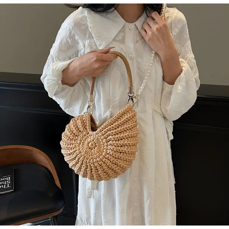 Fashion Conch Shaped Crochet Women Shoulde Bags Funny Cute Pearls Chains Handmade Weave Crossbody Bag Novelty Small Handbags