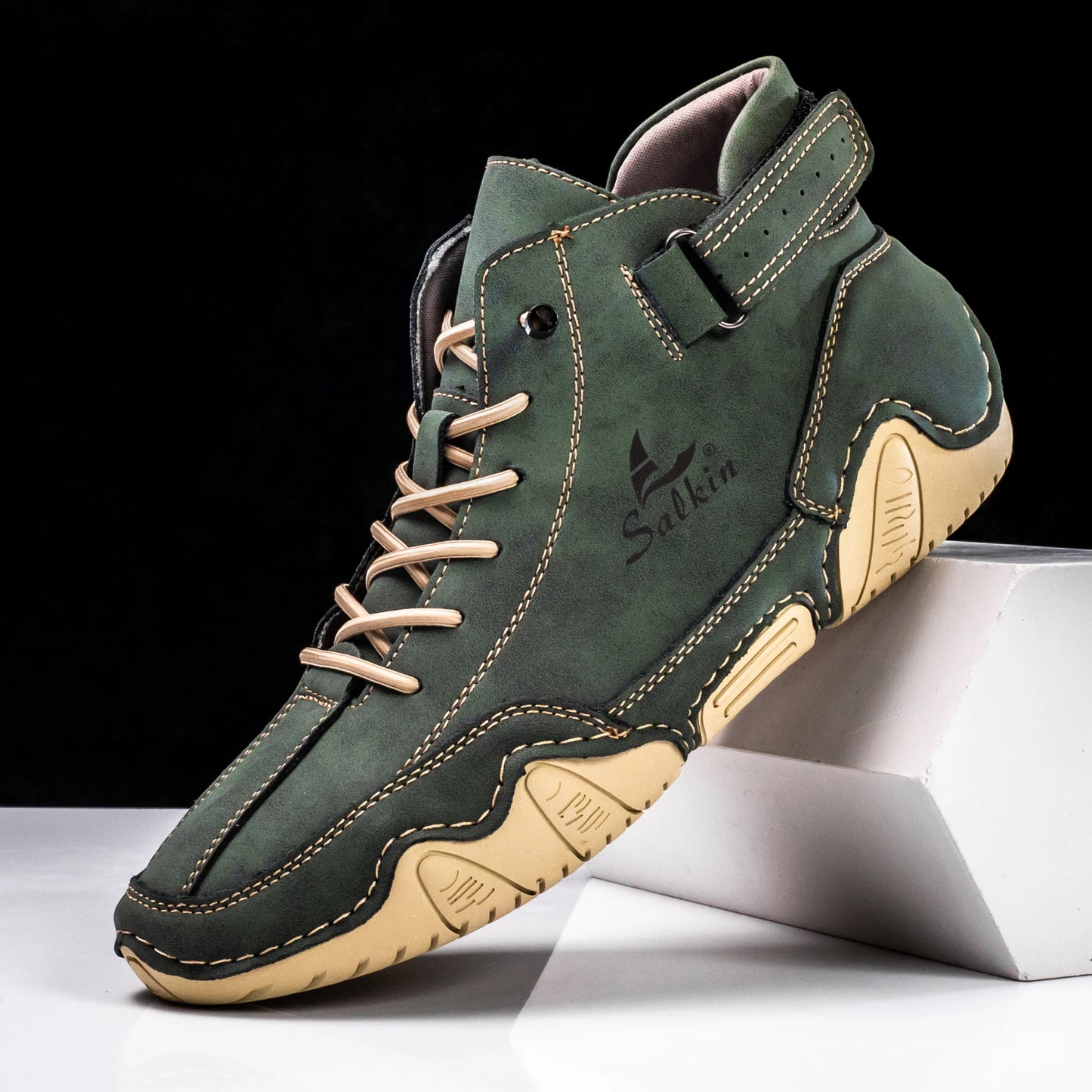 New 2025 Handmade Men Boots Design Sneakers Man Outdoor Non-Slip Casual Leather Men Shoes Ankle Boots Breathable Hot Sale