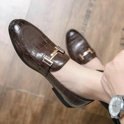 2024 High Quality Casual Leather 38~48 Designer Mens Dress Wedding Black Fashion Office Business Loafers Formal Shoes for Men