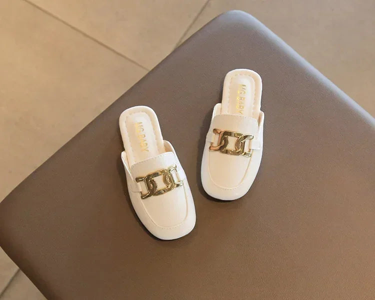 Children Sandals for Girls 2024 Summer New Girls Covered Toes Flat Leather Slippers Casual Lazy Metal Korean Kids Fashion Flats