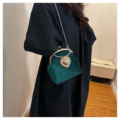 Chains Velvet Frame Heart Dinner Hand Bags Diamonds High Quality Shoulder and Crossbody Bags for Women 2024 Fashion Hot Sale