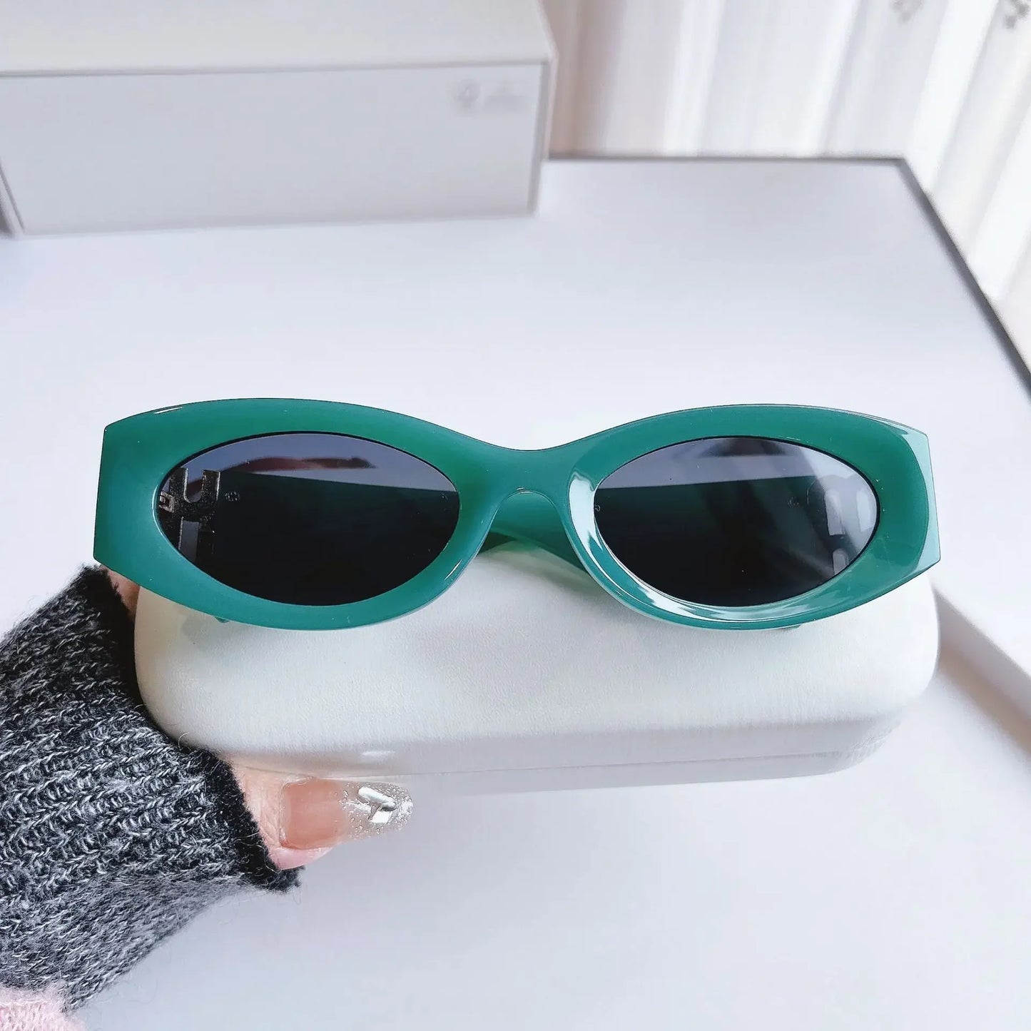 New Cat Eye Retro Fashion Sunglasses for Women Ins UV400 Vintage  UV400 Sun Glasses Gafas De Sol Vintage Sunglass Para Mujer