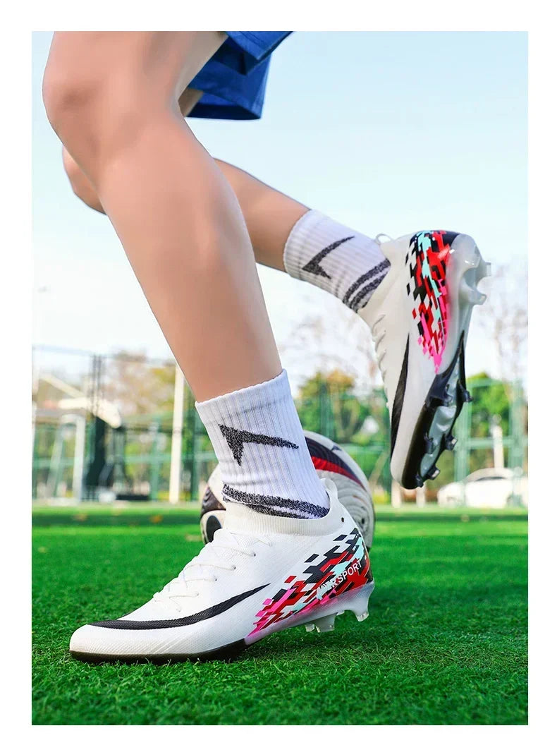 New Men Football Boots Unisex Non-Slip Outdoor Match Adult Comfortable Cleats Ultralight Soccer Shoes Sport Grass High-quality