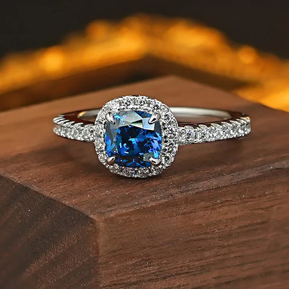 European and American retro princess square 925 silver ring inlaid with high carbon diamonds niche light luxury, daily exquisite