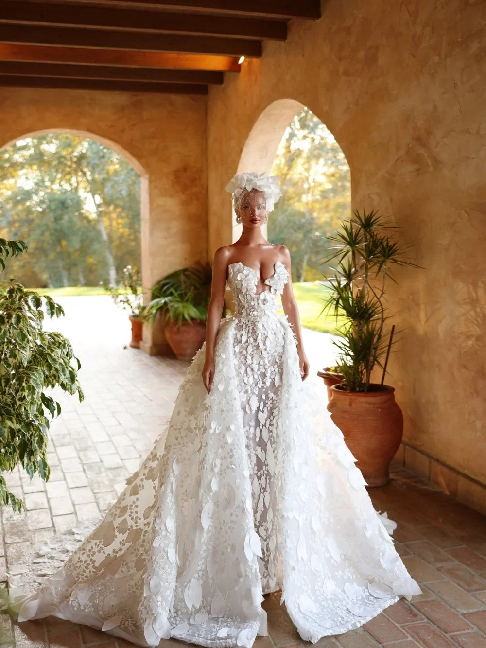Alluring Sweetheart-Cutout Wedding Dress 2026 Romantic 3D-Leaf Bridal Gown Fashion Ball-Gown Floor-Length Bridal Dress Robe De M